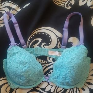 Victoria Secrets bra 36C